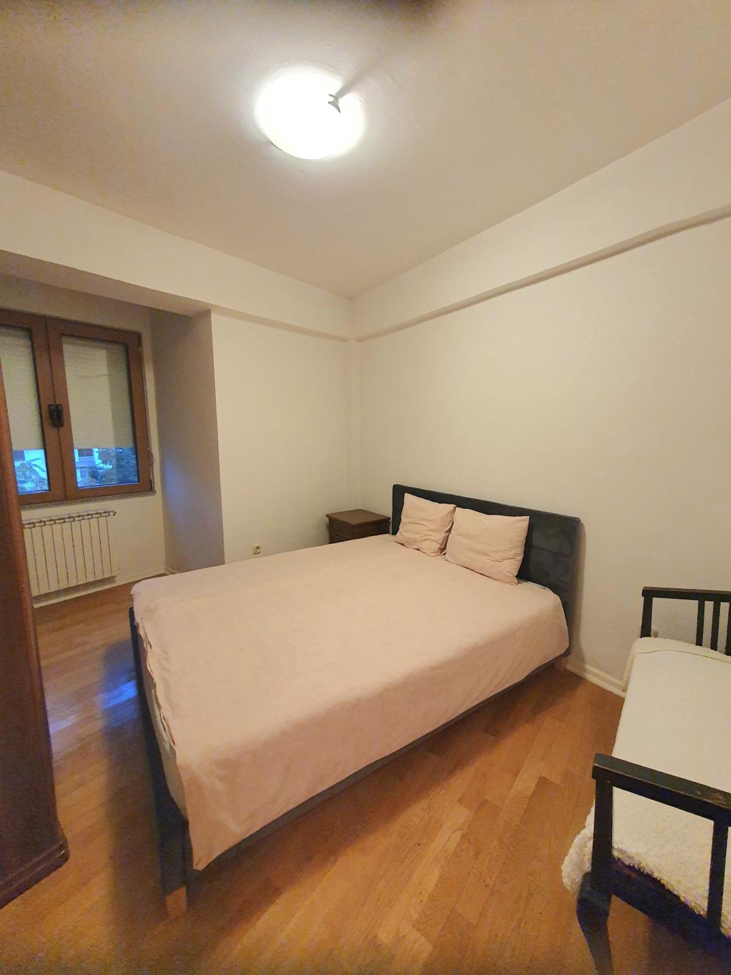 3 Bedroom Home With Parking Garage In The Heart Of Скопие Екстериор снимка