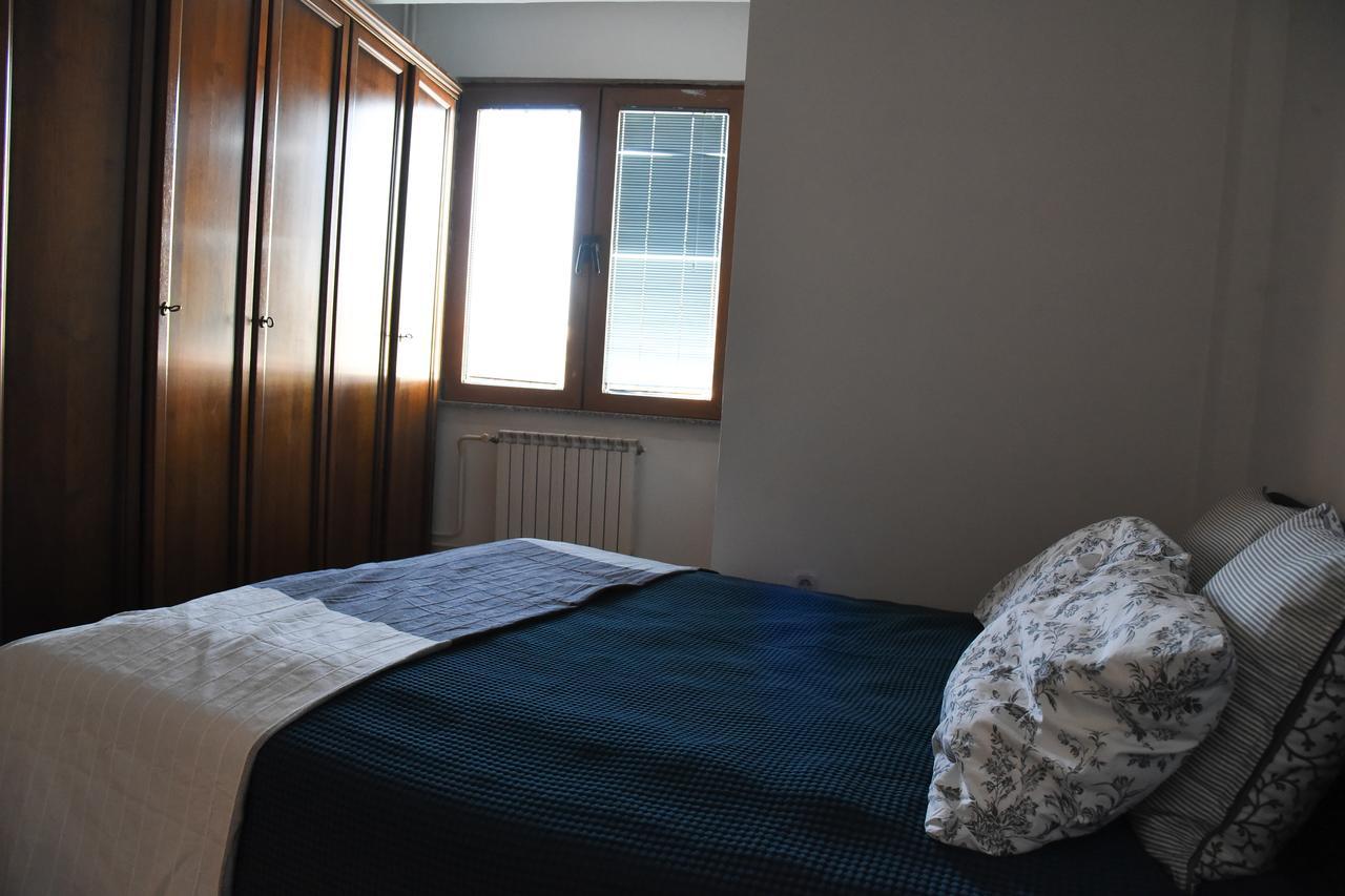 3 Bedroom Home With Parking Garage In The Heart Of Скопие Екстериор снимка