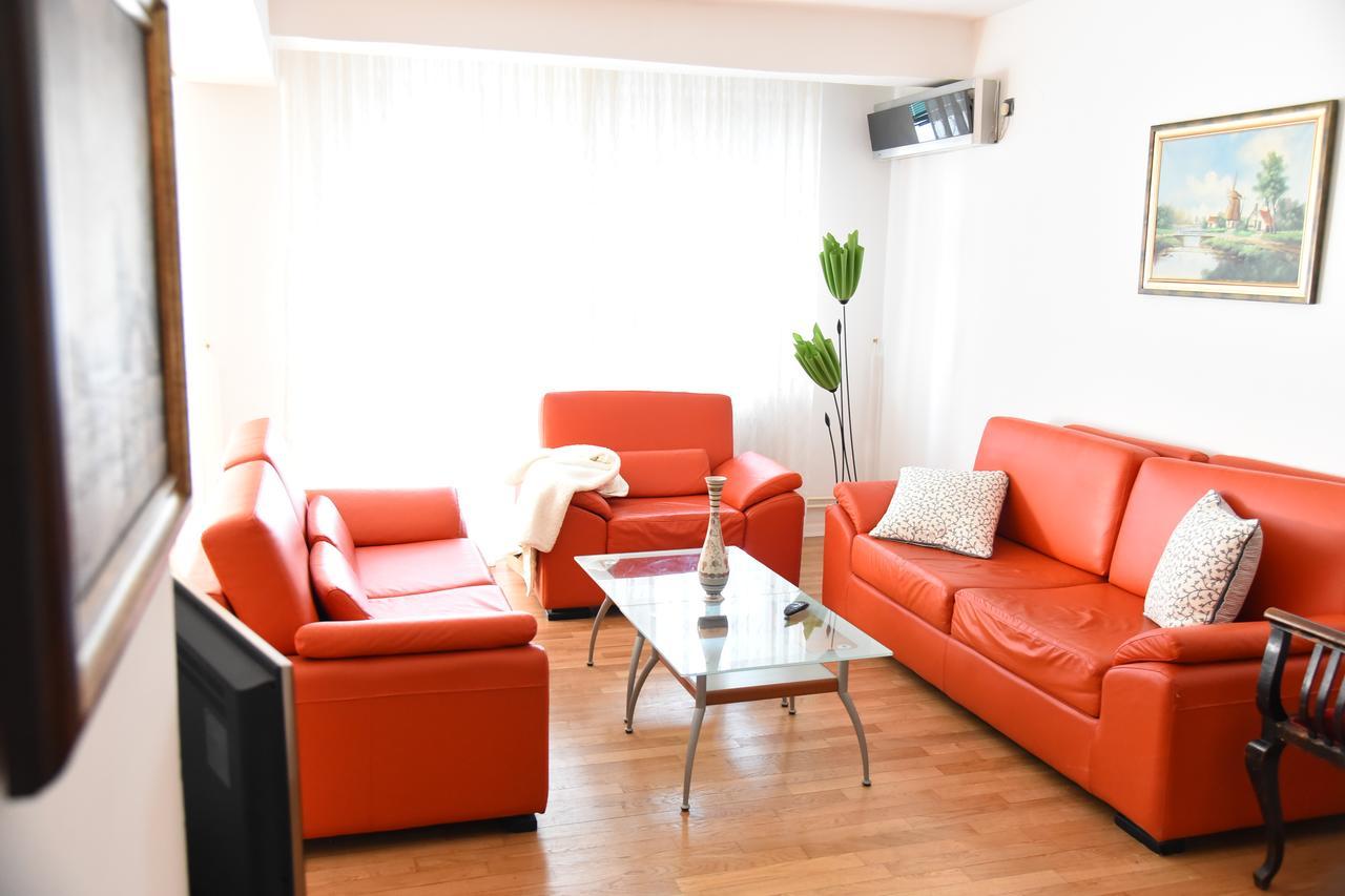 3 Bedroom Home With Parking Garage In The Heart Of Скопие Екстериор снимка