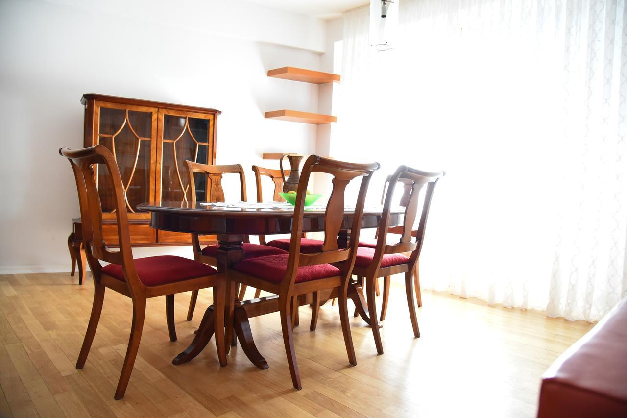3 Bedroom Home With Parking Garage In The Heart Of Скопие Екстериор снимка