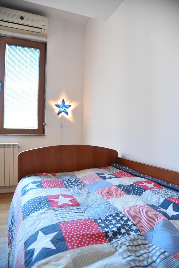 3 Bedroom Home With Parking Garage In The Heart Of Скопие Екстериор снимка